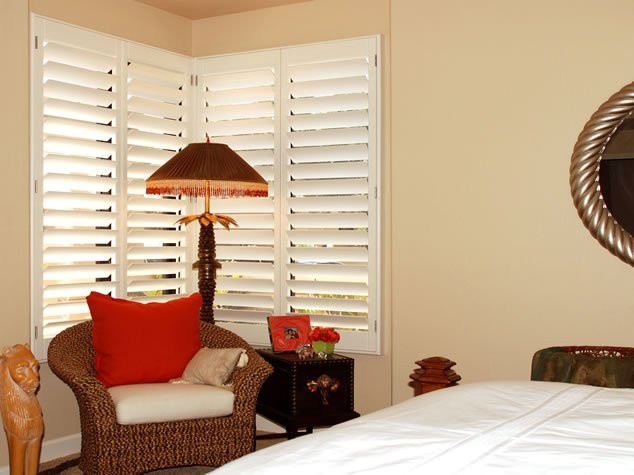 NewStyle hybrid shutters offer complete privacy and light control for the guests in this Gainey Ranch home.
